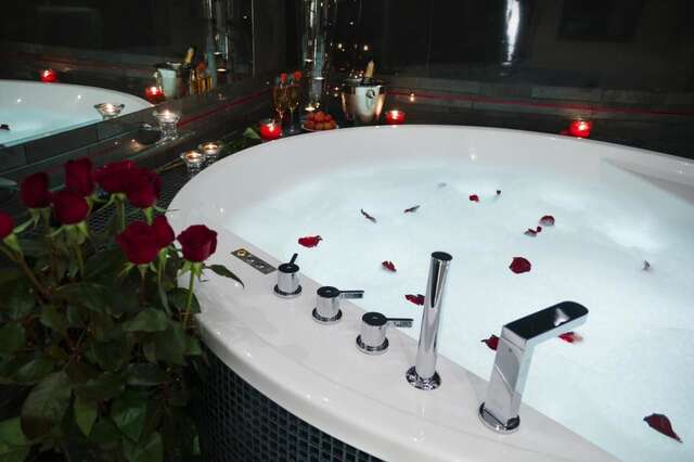 Апарт-отели Komorowski Luxury Guest Rooms Краков-24